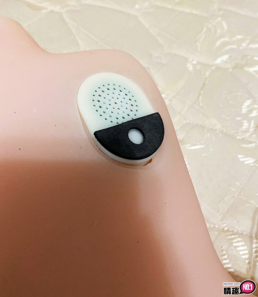 爆乳女神震动发音半身屁股内骨骼性爱娃娃;紧箍着阴茎根部这种快感真是难以言喻;