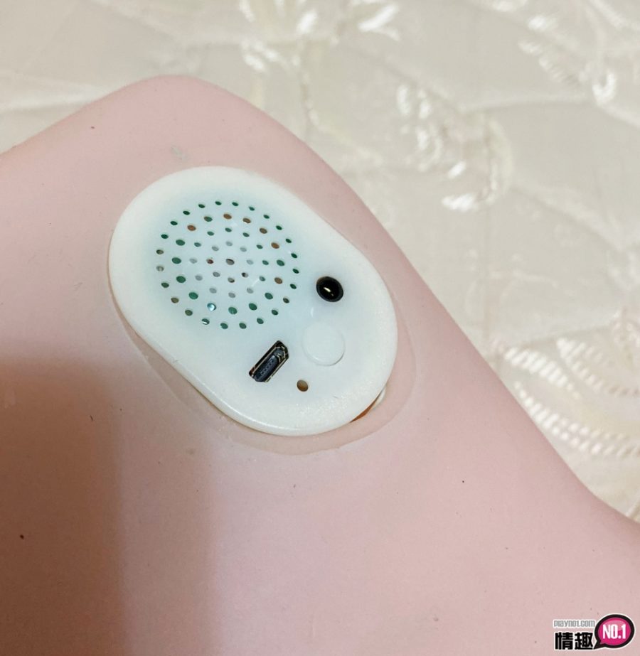 爆乳女神震动发音半身屁股内骨骼性爱娃娃;紧箍着阴茎根部这种快感真是难以言喻;