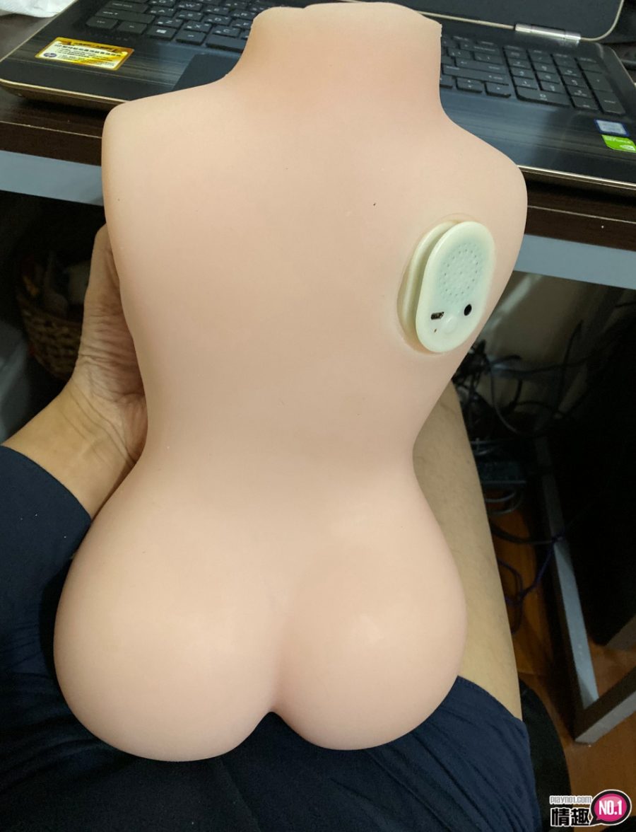 爆乳女神震动发音半身屁股内骨骼性爱娃娃;紧箍着阴茎根部这种快感真是难以言喻;