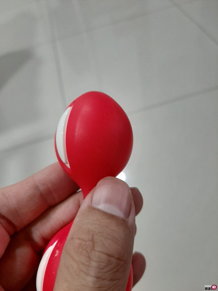 德国FunFactoryDUO女性训练聪明球_双球:在小穴里动阿动的就湿了!;