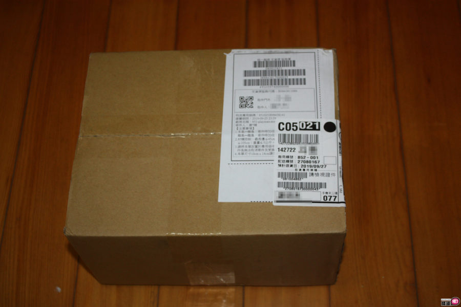 爱蜜丽朝天臀双穴四孔女体:双穴高CP值，每次进入都是不同的刺激;