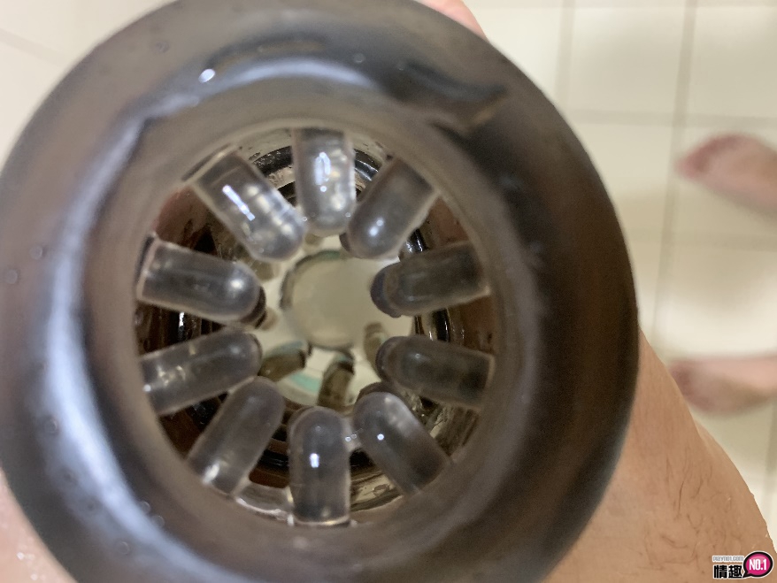 贝克全自动伸缩旋转叫床飞机杯-多重持续刺激下直接大喷发