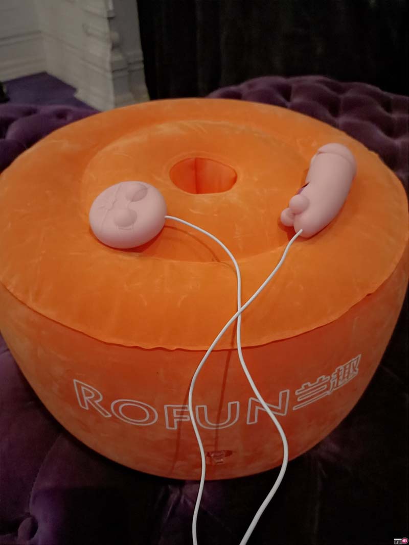 小爱垫性爱坐垫-情趣做爱与家俱靠垫两相宜