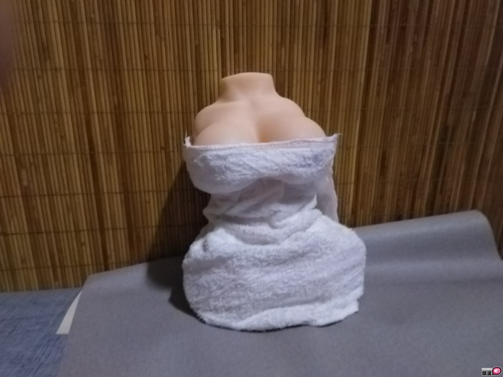 爆乳女王半身屁股性爱娃娃一次满足你三种逼真玩法