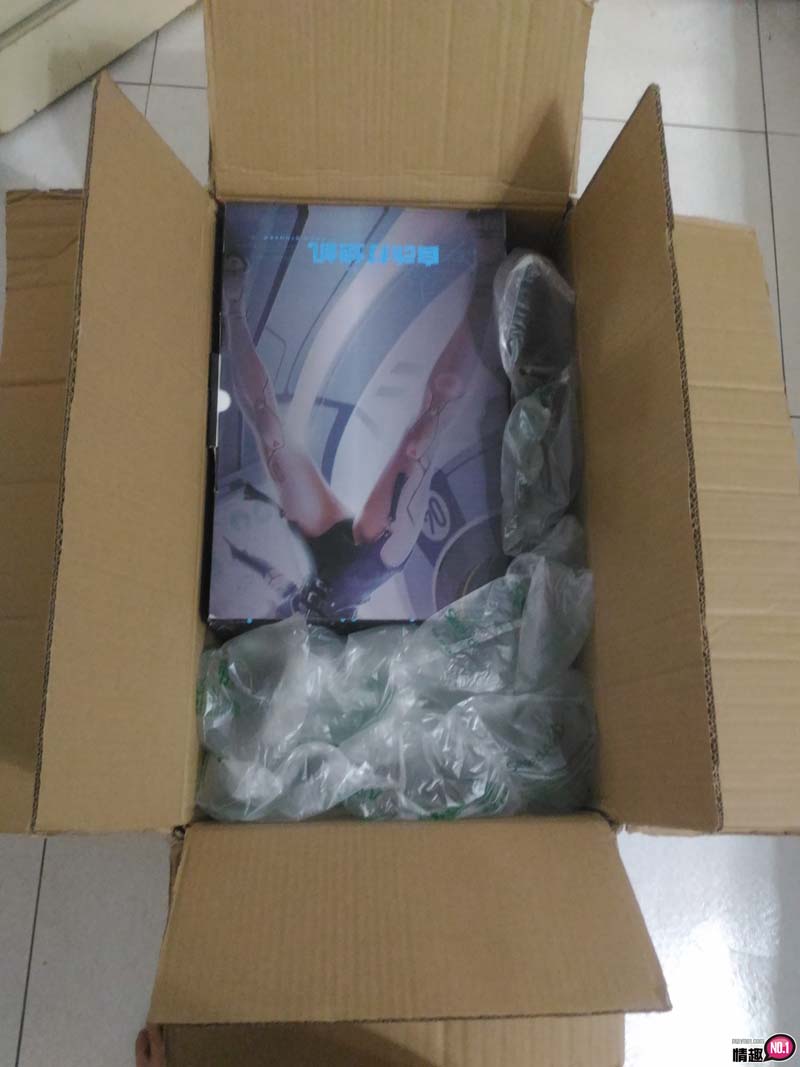 谜姬坐享全自动伸缩炮机飞机杯一代-躺着玩趴着玩都好玩!