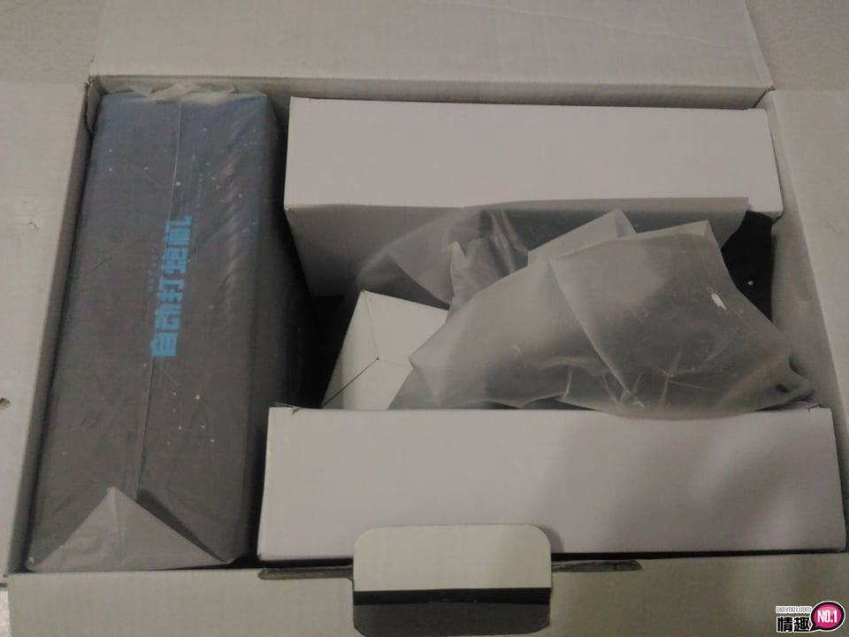 谜姬坐享全自动伸缩炮机飞机杯一代-躺着玩趴着玩都好玩!