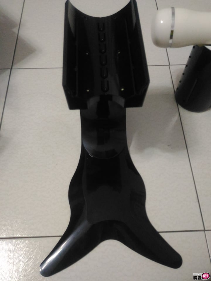 谜姬坐享全自动伸缩炮机飞机杯一代-躺着玩趴着玩都好玩!