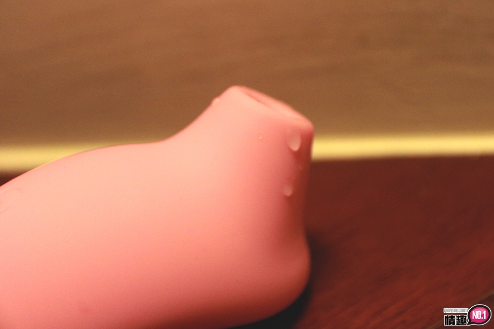 性感梦幻逸品!!瑞典LELOSONA索娜首款声波吮吸式按摩器6 性感梦幻逸品!!瑞典LELOSONA索娜首款声波吮吸式按摩器