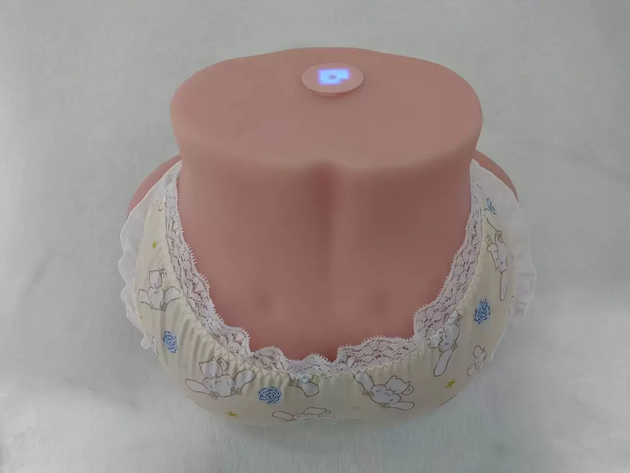 恒温大臀,冬天也能真实感拉满-YUU热热臀二代飞机杯名器测评7 恒温大臀,冬天也能真实感拉满-YUU热热臀二代飞机杯名器测评