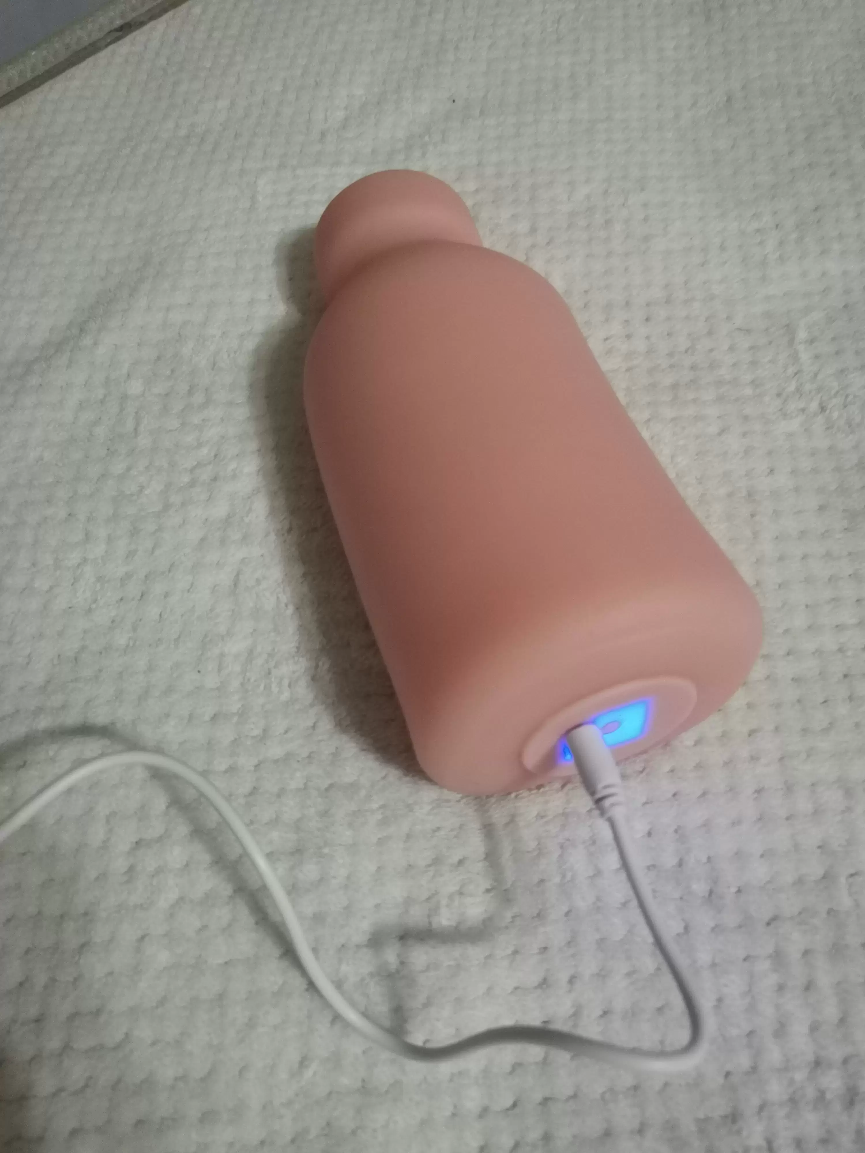 冬天里的一把火-YUU热感奶瓶飞机杯名器评测9 冬天里的一把火-YUU热感奶瓶飞机杯名器评测