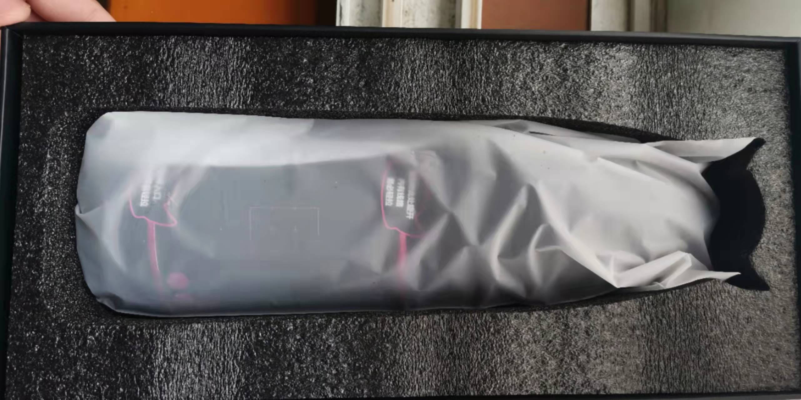 YUU小恶魔电动飞机杯 – 一次赛博朋克的体验