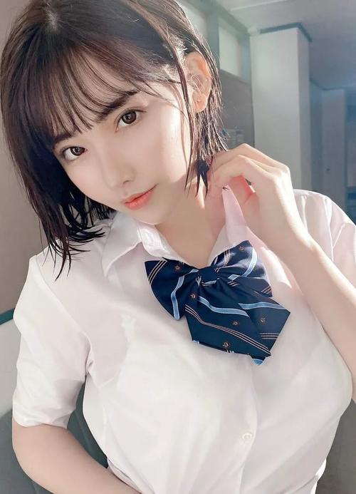 YUU真实深田飞机杯评测 – 真实的演员体验4 YUU真实深田飞机杯评测 – 真实的演员体验