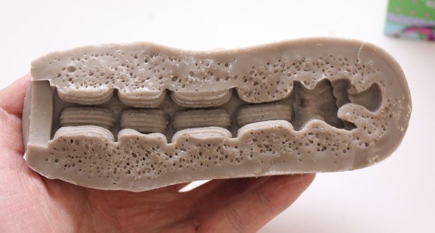 A社老法师，多娜多娜联名款飞机杯收集者评测 2——除了情怀也有亮点