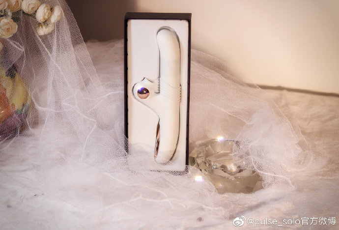 玩具测评丨“万人水书”，让人腿软的pulse solo狼吻棒