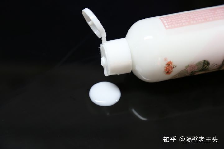 飞机杯润滑液也要搞创新？撸撸杯真汁萌液开箱测评