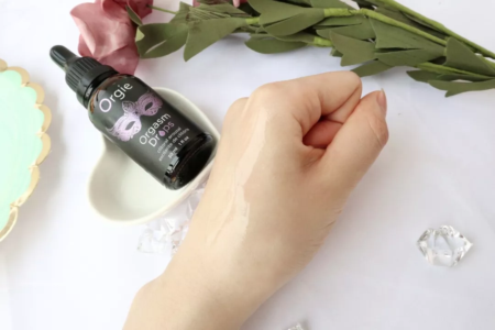 一滴快感液让她直上青云