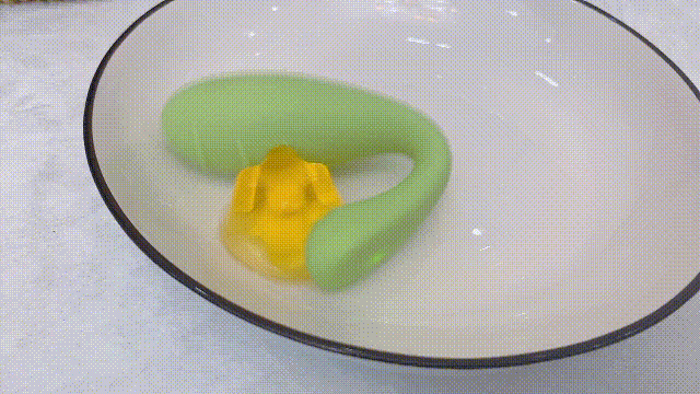 浪漫小豆芽情趣按摩棒测评