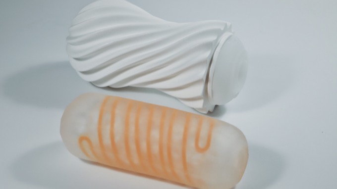 情趣玩具测评—TENGA飞机杯Spinner与moova对比