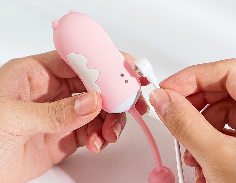 带小恶魔怪兽无线跳蛋逛街是什么感受?美女情趣体验师亲身体验38 带小恶魔怪兽无线跳蛋逛街是什么感受?美女情趣体验师亲身体验