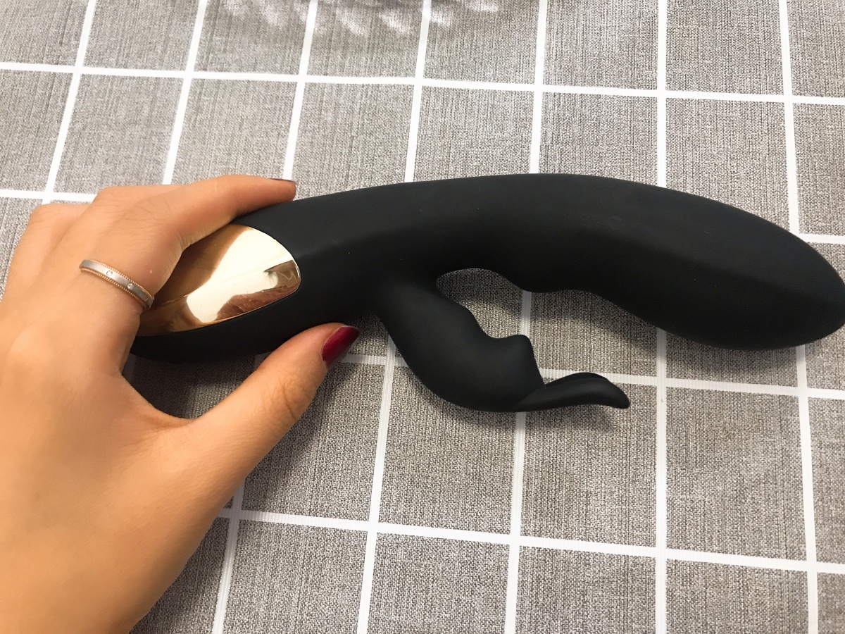 景兴疯狂兔子按摩棒测评