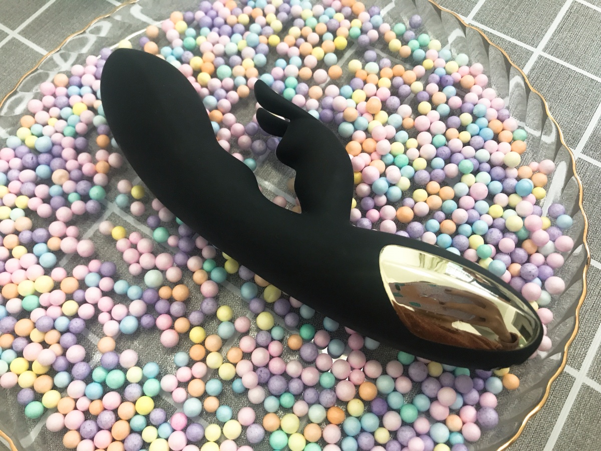 景兴疯狂兔子按摩棒测评