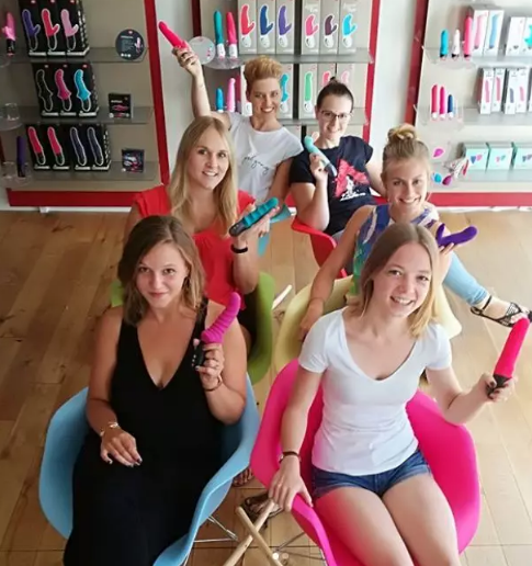 玩测评 | 才知道原来男人的玩具,不只有灰机杯…6 玩测评 | 才知道原来男人的玩具,不只有灰机杯…